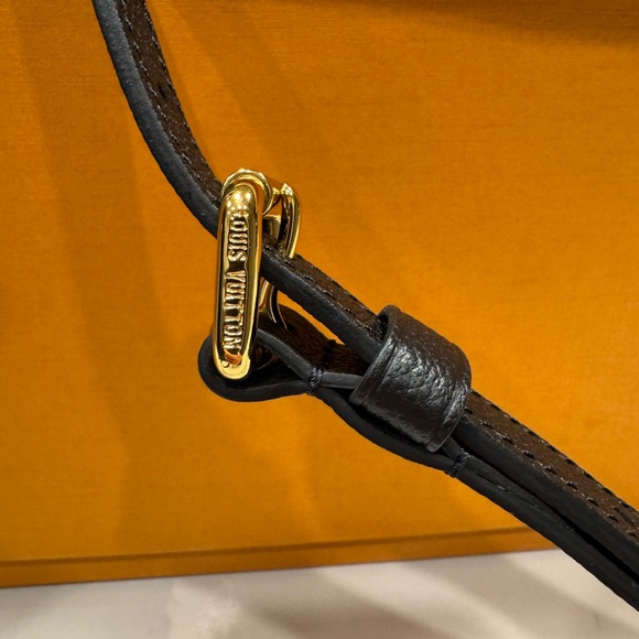 Louis Vuitton Speedy Bandoulière 25 in black empreinte leather - Picture 10 of 16